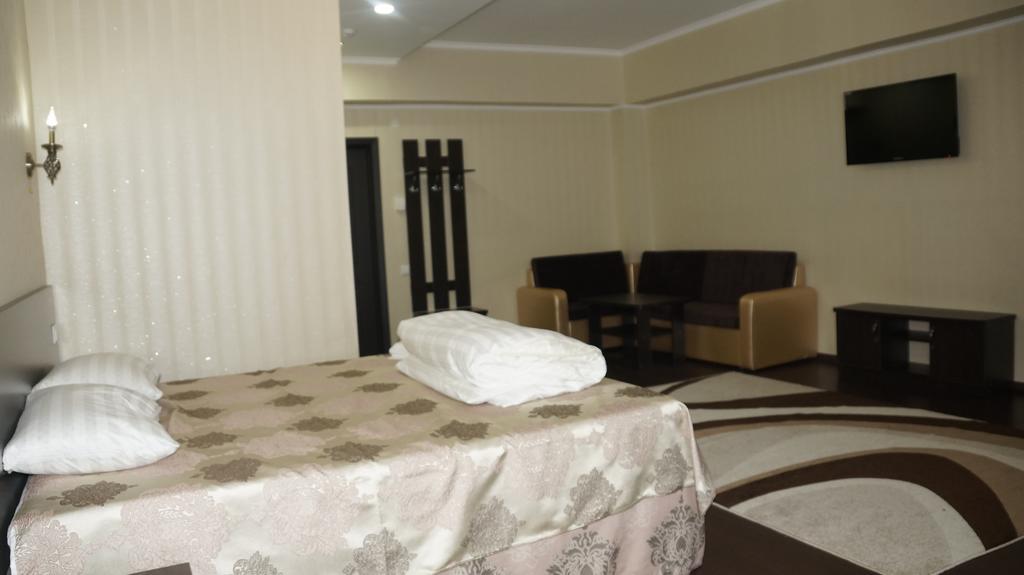 Home Hotel Astana 客房 照片